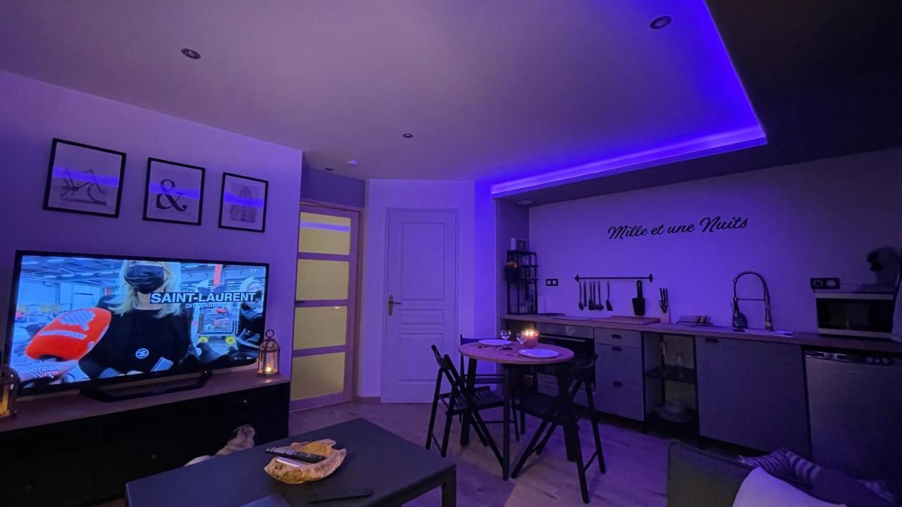 Mille Et Une Nuit, Appartement Classe 3 Etoiles En Rdc Avec Exterieur Et Parking Dole Buitenkant foto