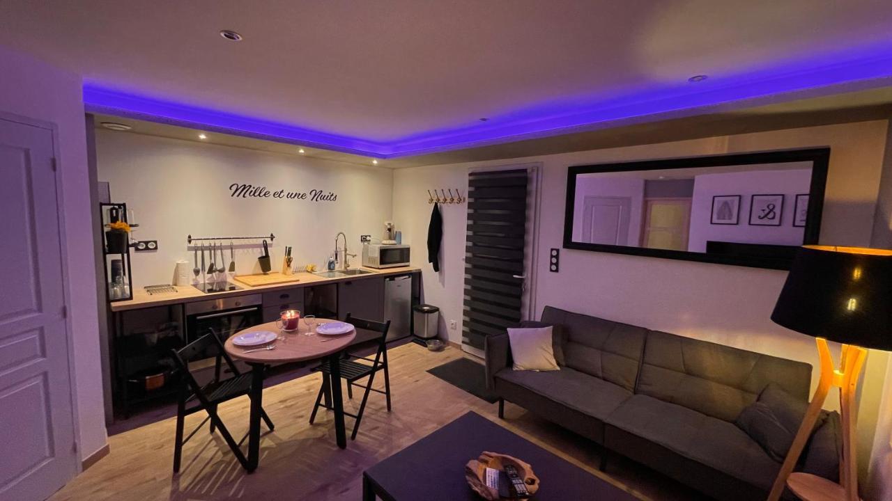 Mille Et Une Nuit, Appartement Classe 3 Etoiles En Rdc Avec Exterieur Et Parking Dole Buitenkant foto